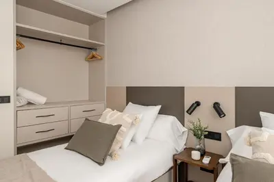 Cama o camas de una habitación en Salamanca VII calle Conde de Peñalver 2BR 2BH