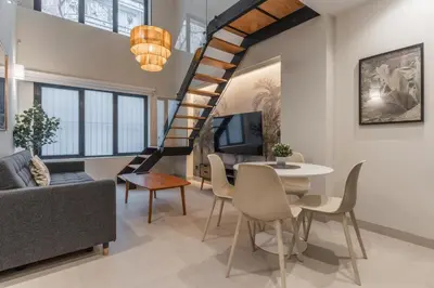 Zona de estar de LAUREL-MintyStay Apartments