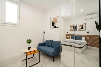 Zona de estar de Fantastic studio in Madrid LEY3