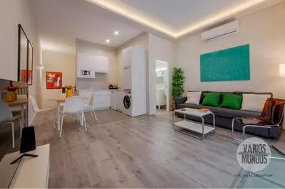 Zona de estar de Vive la esencia Madrileña para 6 en Santa Ana 6