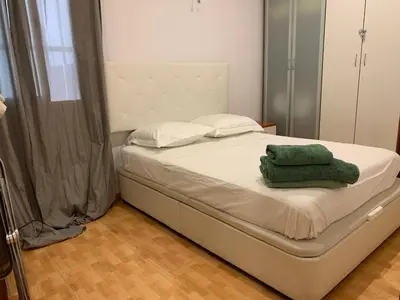 Cama o camas de una habitación en Luminosa Casa Lavapies 2 dormitorios