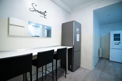 Una cocina o zona de cocina en Smartliving Madrid Centro