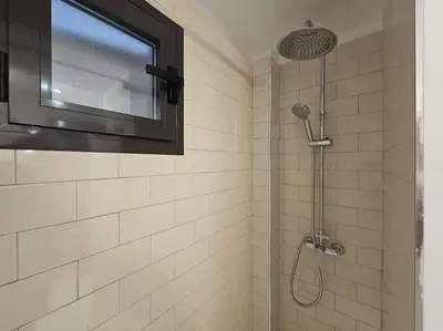 Un baño de The Gabriels Chamberí