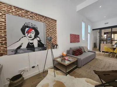 Zona de estar de The Gabriels con terraza