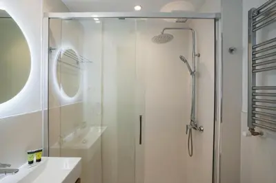 Un baño de Cozy studio-Chamberí