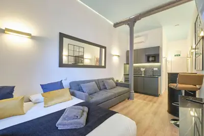 Una cocina o zona de cocina en ºººRS CityCentre DownTown WiFi AC SmartTVººº