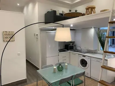 Una cocina o zona de cocina en Apartamento en pleno centro de Madrid