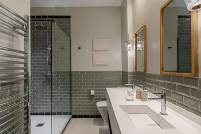 Un baño de Waou Glam Plaza España