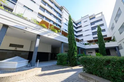 Edificio en el que se encuentra el apartamento