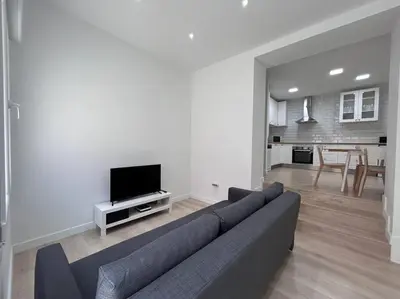 Una cocina o zona de cocina en Large Apartment in Madrid - Boto