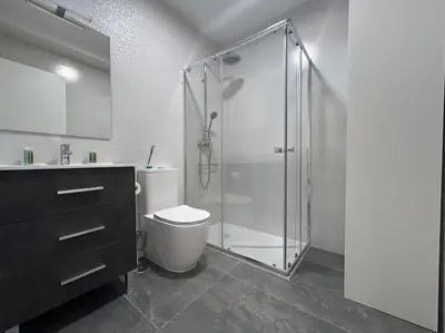Un baño de Large Apartment in Madrid - Boto