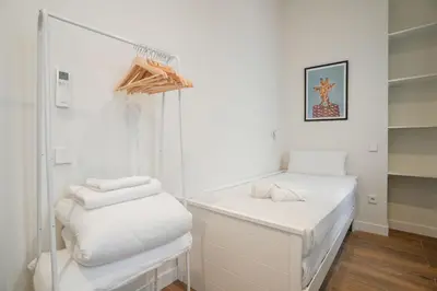 Cama o camas de una habitación en Modern apartment-2Bedrooms 2Bathrooms-Bernabéu