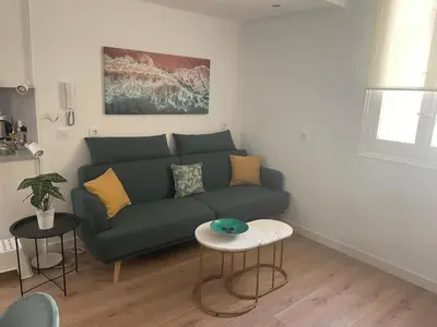 Zona de estar de Piso luminoso Ideal para Familias zona Retiro