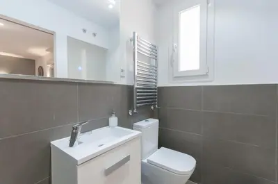 Un baño de ººººRA New Atocha City Centre WiFi AC SmartTVºººº