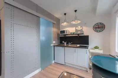 Una cocina o zona de cocina en ºººDL New Atocha City Centre WiFi AC SmartTVººº