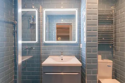 Un baño de ºDL New Atocha City Centre WiFi AC SmartTVº