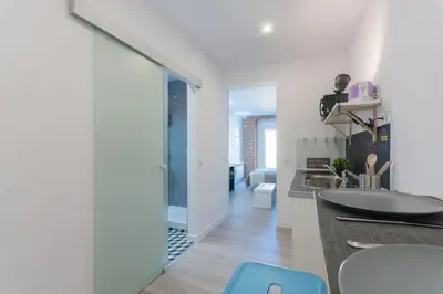 Una cocina o zona de cocina en ººººEM Historical CityCentre WiFi AC SmartTVºººº