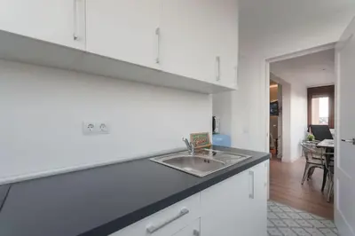 Una cocina o zona de cocina en ººººCH Residential Area Modern City Views WiFi ACºººº