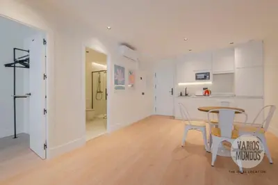 Una cocina o zona de cocina en Malasaña con estilo para 4, ven a San Bernardo 20 E3