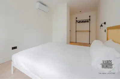 Cama o camas de una habitación en Malasaña elegante para 4, ven a San Bernardo 20 E3