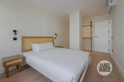 Cama o camas de una habitación en Malasaña acogedora para 4, ven a San Bernardo 20 E3