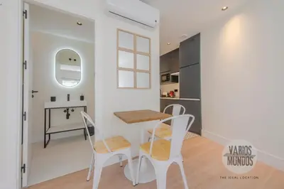 Plano de Malasaña encantadora para 6, ven a San Bernardo 20 E3