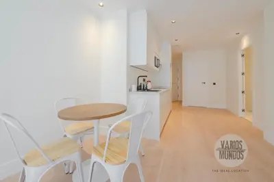 Una cocina o zona de cocina en Malasaña vibrante para 4, descubre San Bernardo 20 E3