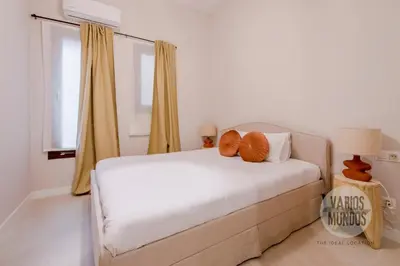 Cama o camas de una habitación en Tarde de Madrid para 8 en Tesoro 6