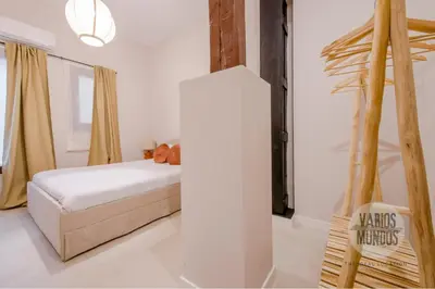Cama o camas de una habitación en Tarde de Madrid para 8 en Tesoro 6