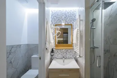 Un baño de Deluxe SOL, by MONARO