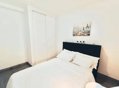 Cama o camas de una habitación en Metro Avenida de America 07