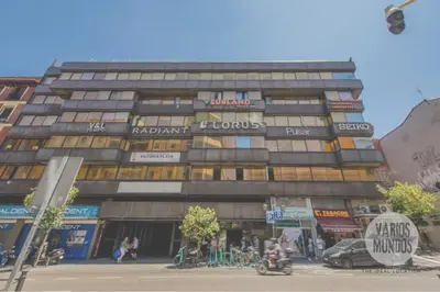 Edificio en el que se encuentra el apartamento