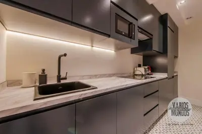 Una cocina o zona de cocina en Malasaña moderna para 6, descubre San Bernardo 20 E3