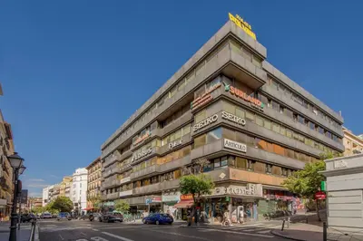 Edificio en el que se encuentra el apartamento