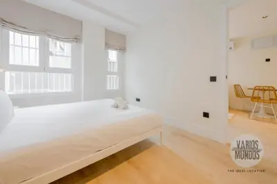 Cama o camas de una habitación en Malasaña a tus pies para 4, descubre San Bernardo 20 E3