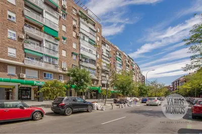 El barrio de los alrededores o un barrio cerca de este apartamento