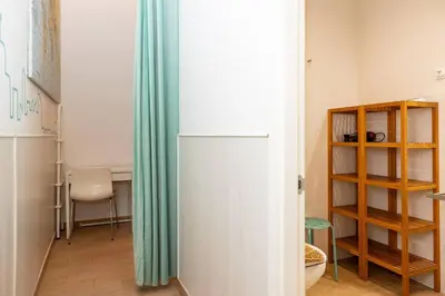 Plano de Modern and spacious-2Bedrooms 1Bathroom-Malasaña