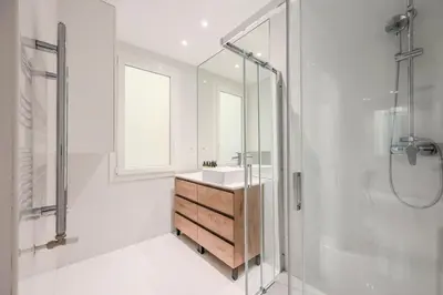 Un baño de Apartamentos Embajadores XX