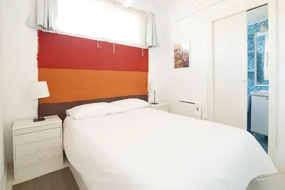 Cama o camas de una habitación en Nice house with courtyard in Puerta del Angel - Mauregato