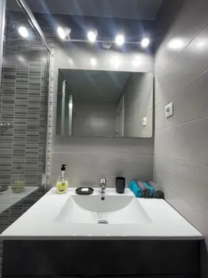 Un baño de Piso con Vistas y Mucho Encanto