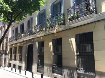 Edificio en el que se encuentra el apartamento