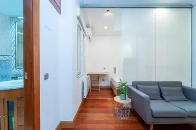 Zona de estar de GuestReady - Comodo estudio muy cerca de Gran Vía