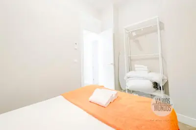 Cama o camas de una habitación en Paraíso cultural para 10, en el centro de Lavapiés