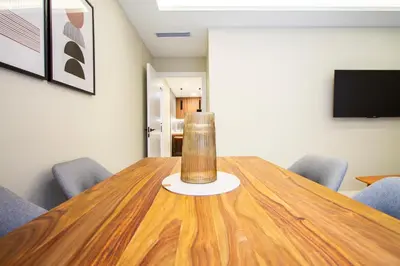 Una televisión o centro de entretenimiento en Apartamento Silvela