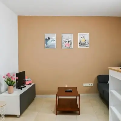 For You Rentals Acogedor Apartamento TEMPORAL en Vallecas Tu Nuevo Hogar en un Barrio con Encanto MEN551B