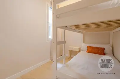 Cama o camas de una habitación en Encanto para 8 en La Latina, Mira el Río Baja E3