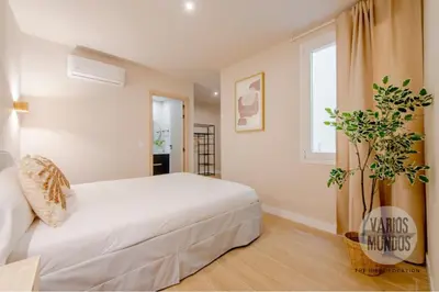 Cama o camas de una habitación en Encanto para 8 en La Latina, Mira el Río Baja E3