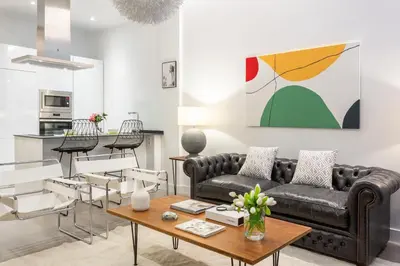 Una cocina o zona de cocina en Apartamento Amplio y Luminoso en el Centro de Chamberí
