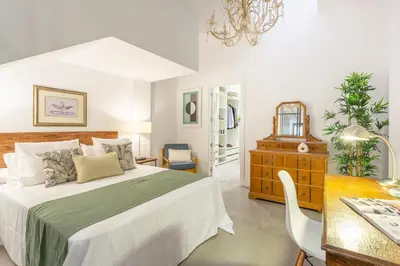 Cama o camas de una habitación en Apartamento Amplio y Luminoso en el Centro de Chamberí