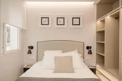 Cama o camas de una habitación en Salamanca VIII Calle Alcántara 2BR 2BH